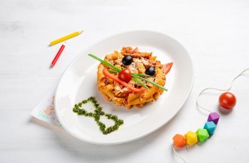Пенне с курицей Бамбини